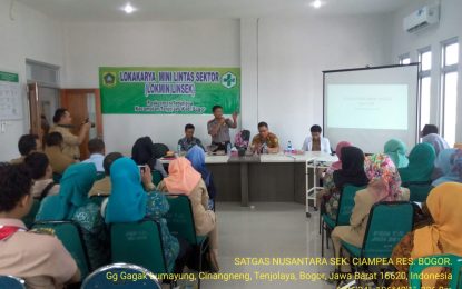 Kapolsek Ciampea Beri Materi Pada Lokakarya di Puskesmas Tenjolaya