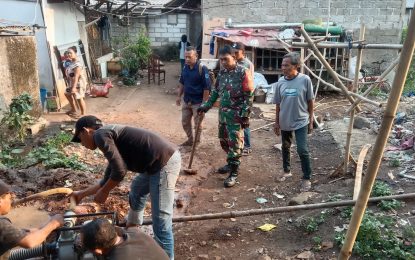 Babinsa Cimulang Bekerjasama Dengan Instansi dan Para Donatur Buat Sumur Bor wilayah Kp Ciakar Desa Cimulang