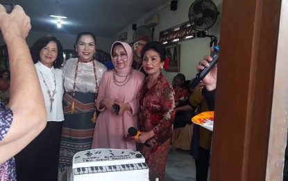 Rayakan HUT yang Ke-73 Tahun, Dewi Pandji Ingin Perererat Tali Silaturahmi