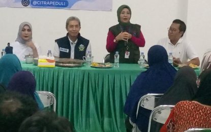 Warga Kelurahan Ciluar Mendapat Bantuan Dari Sembako Citra Peduli