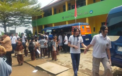 SDN  Nagrak 1 Sambut Rombongan Kunjungan dari SMA Bogor Raya