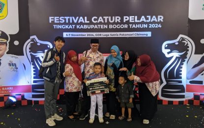 JUARA 1 Festifal Catur Pelajar Kategori SD Putra  123 Utusan SD Negeri Gunung Geulis 02 Desa Gunung Geulis Kecamatan Sukaraja Tingkat Jawa Barat