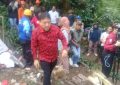 Tinjau Langsung Ke Lokasi Ambruknya Majlis Taklim, Bayu Syahjohan Berikan Dukungan dan Bantuan Kepada Korban