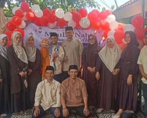 SDN Pagelaran 04 Mengelar Acara Peringatan Maulid Nabi Muhammad SAW 1448 H.,”Menebar Cahaya Kebaikan di Tengah Kegelapan Dengan Rasa Cinta Kepasa Rasullallah SAW”