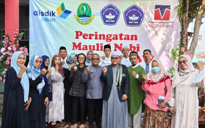 SMP dan SMK Taruna Bangsa Kota Bogor Menggelar Acara Peringatan Maulid Nabi Muhammad SAW 1448 H., Dengan Sederhana Namun Khidmat, “Meneladani Akhlak Rasullallah SAW dan Semangat Kemerdekaan Dengan Mewujudkan Generasi Berakhlak Karimah”